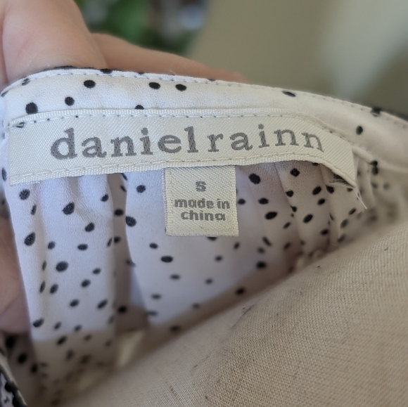 Daniel Rainn Women's Size Small White & Black Embroidered Fringe Tassel Blouse - Picture 9 of 11